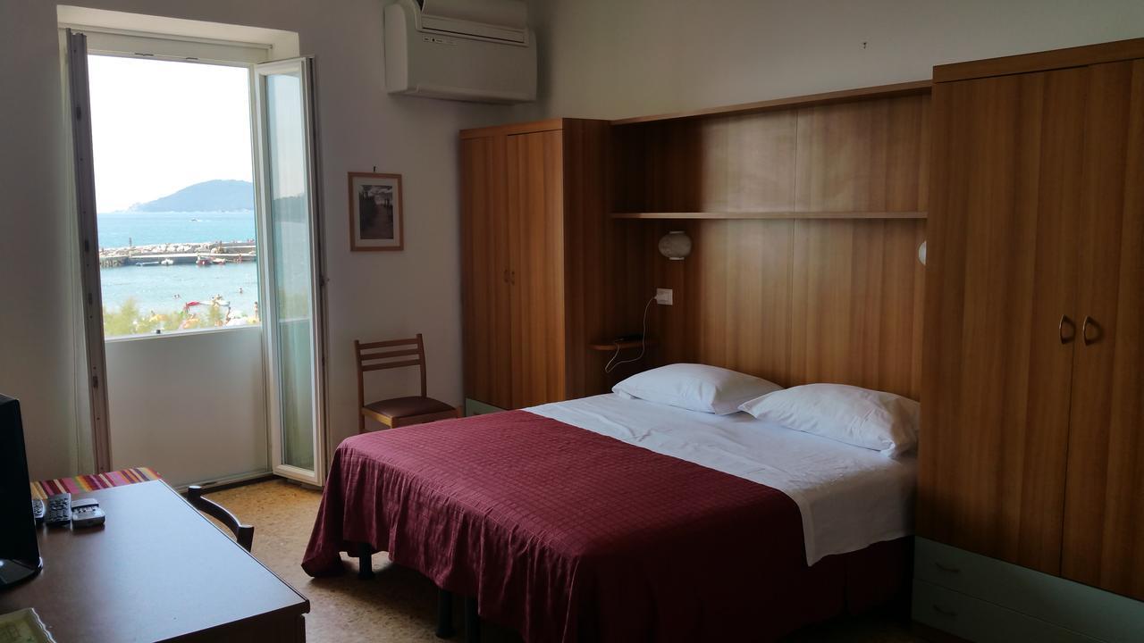 Albergo Nettuno Lerici Exterior foto